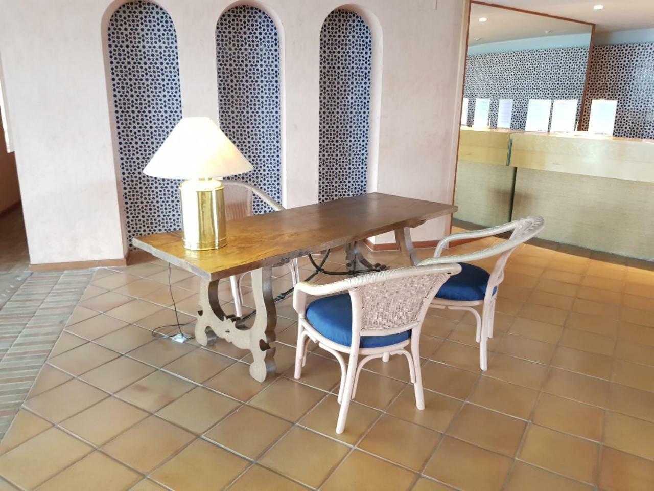 Apartamento Royal Marine Deluxe Rosas Exterior foto